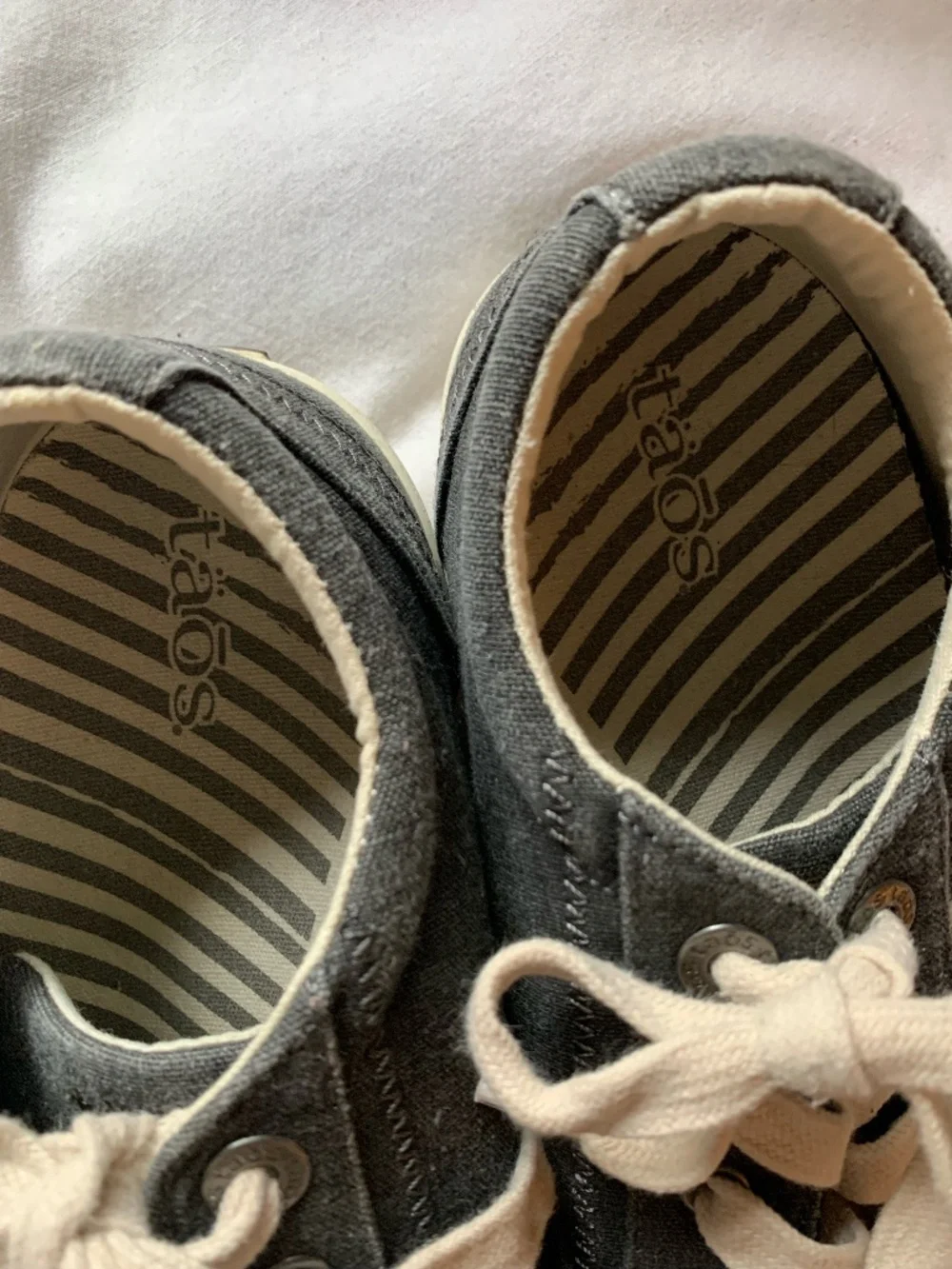 Taos Footwear women's 'Star Sneakers' in charcoal wash canvas